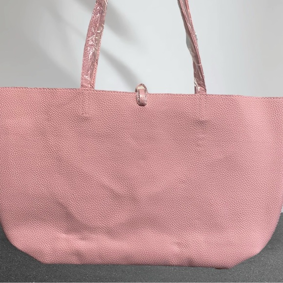 Badgley Mischka Decorative Chain Pebbled Tote Blush NWT - Picture 3 of 6